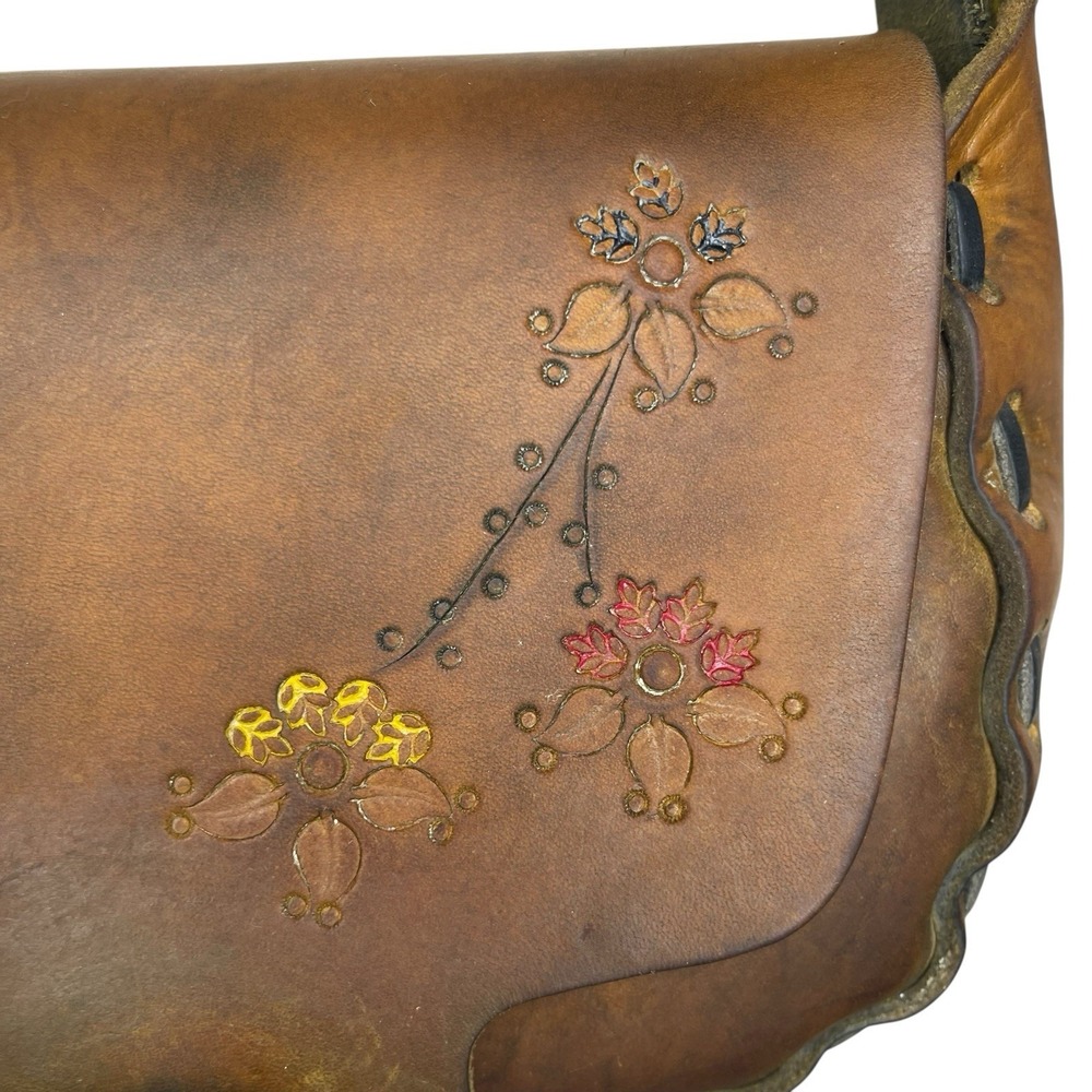 1960s/70s Vintage Hand Tooled Leather & Painted Flower Shoulder Bag Purse Boho - Picture 6 of 12